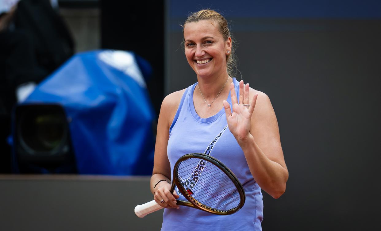 yihao-科维托娃重返赛场，表现优异首场状态出色，DWG观众沸腾！