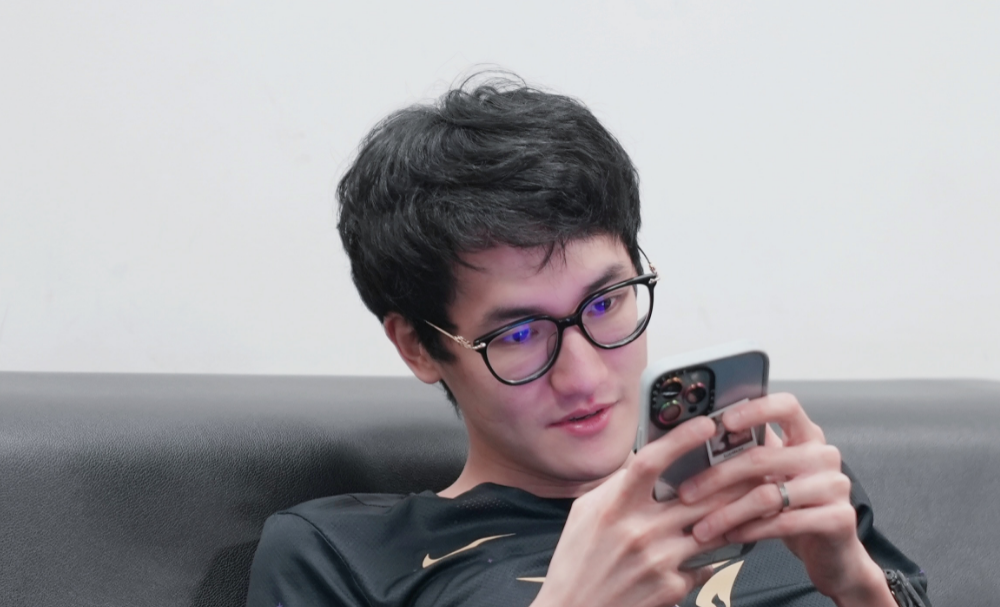 壹号娱乐-包含Rookie爆冷击败澳大利亚队，逆转引爆全场！的词条